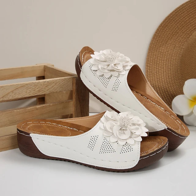 Daisy Petals Sandals